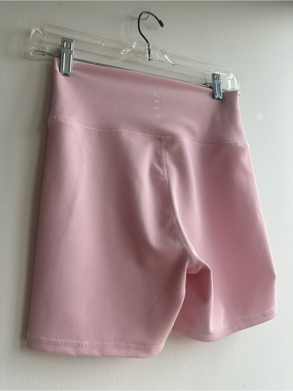NWT Wilo Women’s High-Rise Pink Bike Shorts - Picture 4 of 4